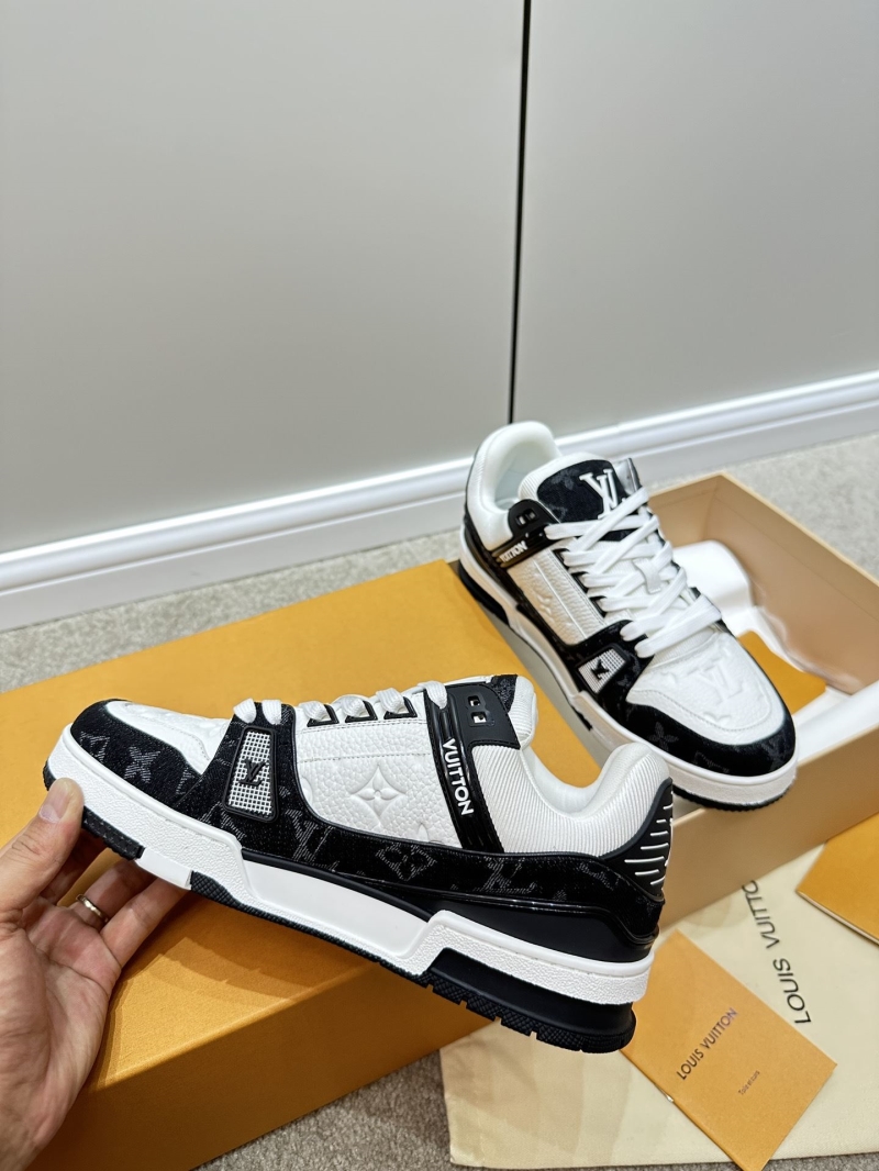 Louis Vuitton Sneakers